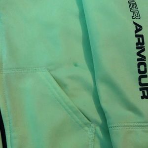 Under Armour Matching Sets - Toddler size 4 Under Armour set Under Armour Matching Sets - Toddler size 4 Under Armour set